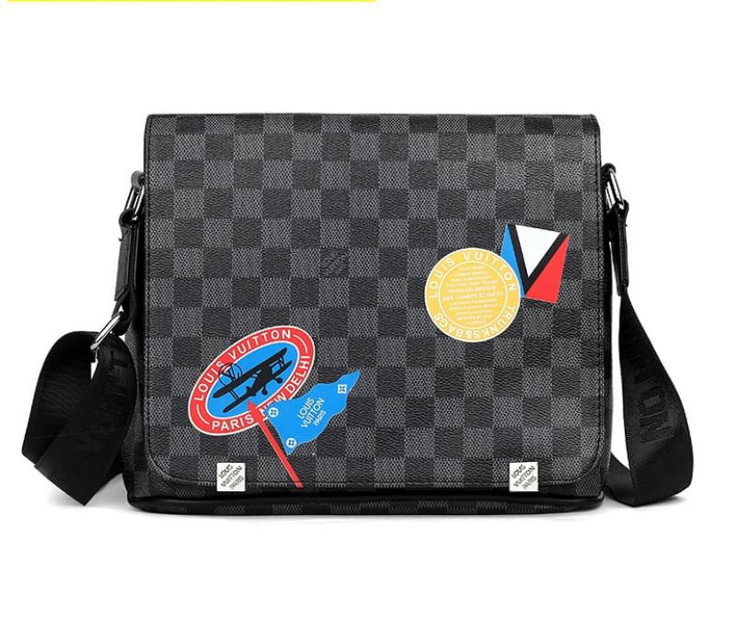 LV EDITIONS, ¡bolso de hombre!